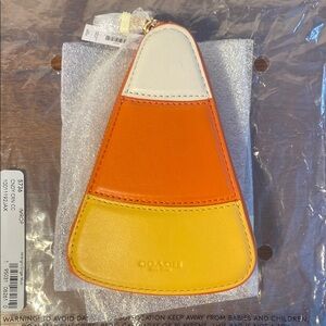 NWT Coach Halloween Candy Corn 5736 Orange Yellow White Leather Zip Coin Pouch